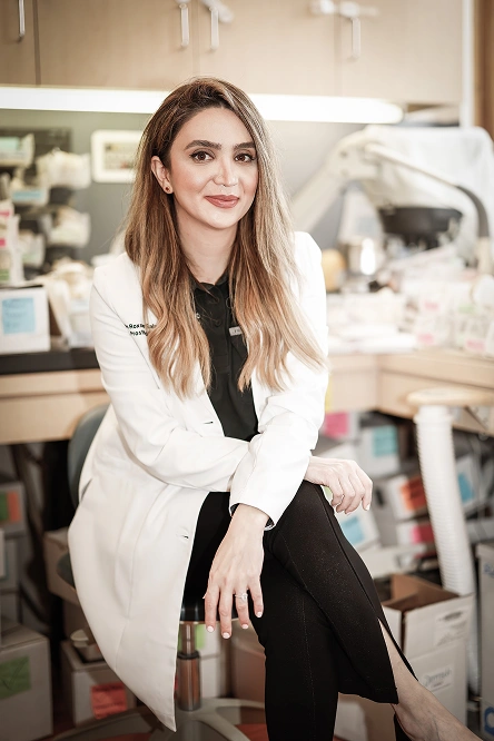 Dr. Roxanne Salavati